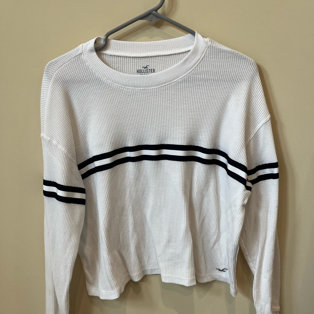 Hollister White Long Sleeve Boxy Sweatshirt